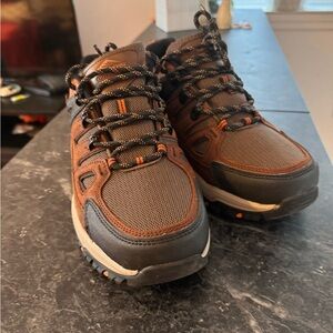 Skechers men’s 41 size